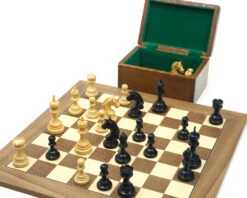 The Garvi Ebony And Walnut Luxury Chess Set 10 The Garvi Ebony And Walnut Luxury Chess Set -Chess Shop 2RCPB308 03