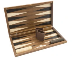 The Dal Negro Walnut Deluxe Backgammon Set 10 The Dal Negro Walnut Deluxe Backgammon Set -Chess Shop 82 Nb 02