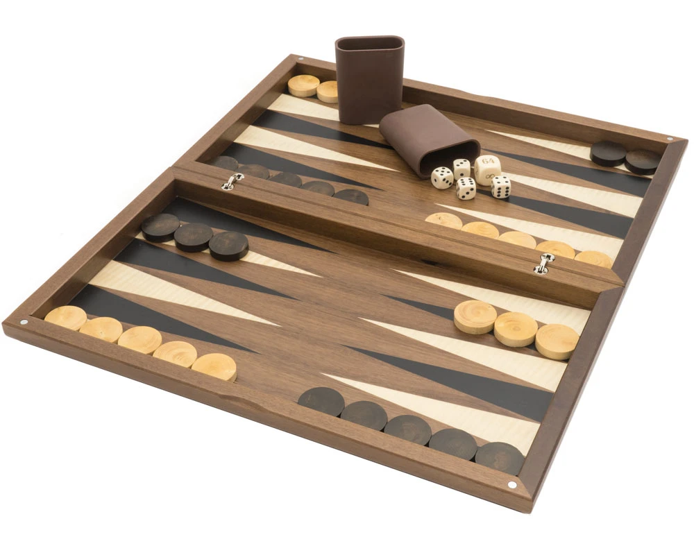 The Dal Negro Walnut Deluxe Backgammon Set 5 The Dal Negro Walnut Deluxe Backgammon Set - Image 5