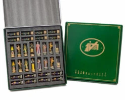 The Hungarians Vs Turkish Hand Painted Themed Chess Pieces By Italfama 15 The Hungarians Vs Turkish Hand Painted Themed Chess Pieces By Italfama -Chess Shop R71013 08