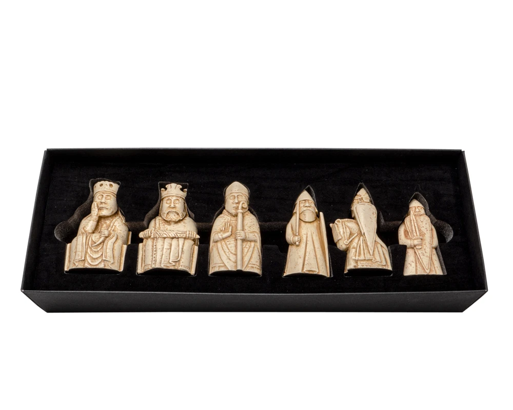 The Regency Chess Lewis Chess Piece Gift Set 9 The Regency Chess Lewis Chess Piece Gift Set - Image 9