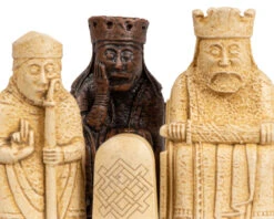 The Regency Chess Isle Of Lewis Official Chessmen - Medium Size 2.75 Inch -Chess Shop RCP167 08