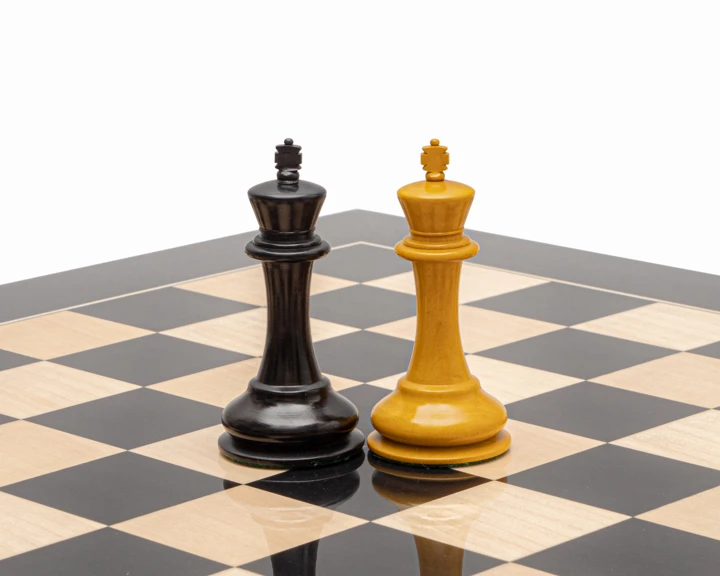 The Harrwitz Staunton 3.5 Inch Ebony Chess Men 6 The Harrwitz Staunton 3.5 Inch Ebony Chess Men - Image 6