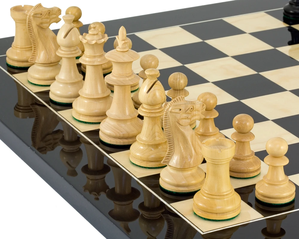 Black Flower Chess Set 3 Black Flower Chess Set - Image 3