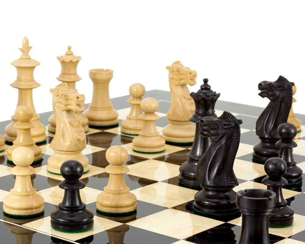 Black Flower Chess Set 4 Black Flower Chess Set - Image 4