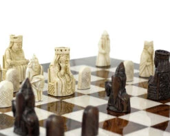 The Isle Of Lewis Italian Dark Walnut Chess Set -Chess Shop RCPB157 04