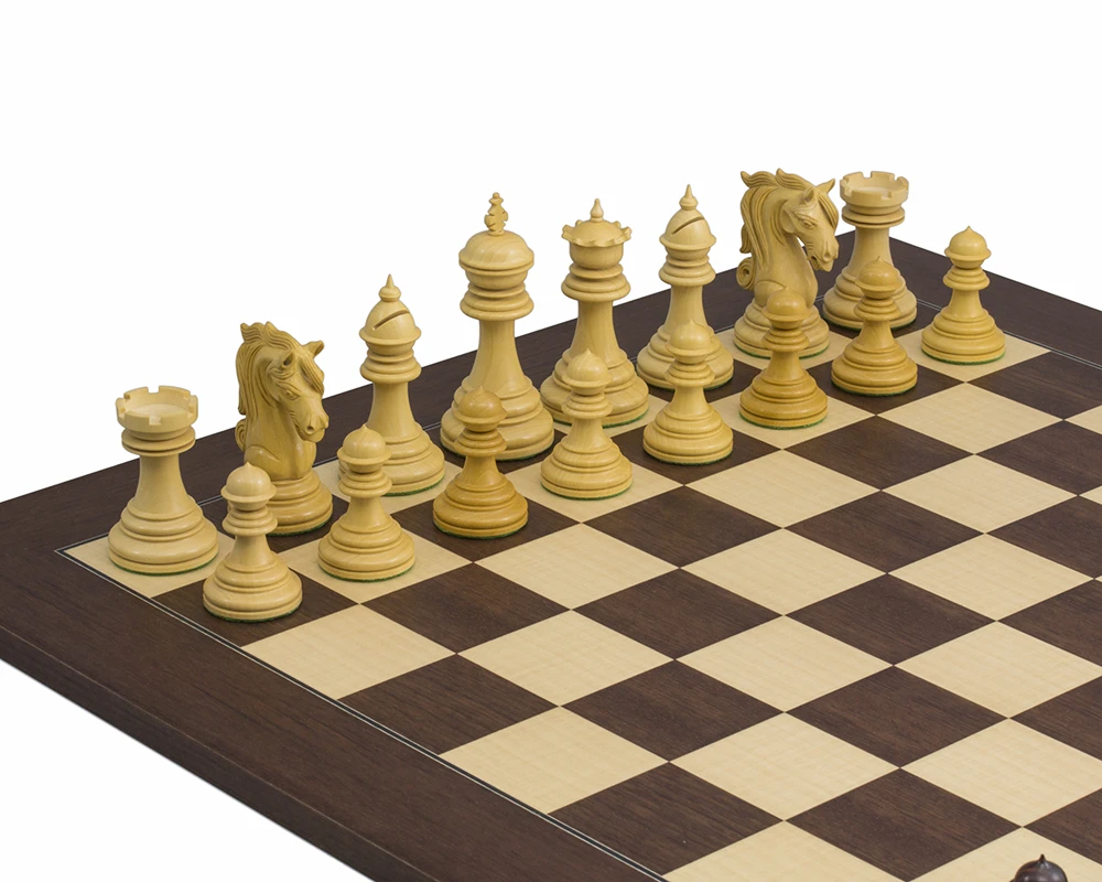 The Kingsgate Rosewood Palisander Chess Set 3 The Kingsgate Rosewood Palisander Chess Set - Image 3