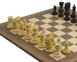 The Kingsgate Ebony And Walnut Chess Set -Chess Shop RCPB323 03