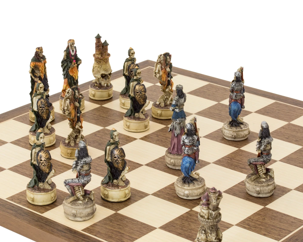The Zombie Hand Painted Themed Chess Set By Italfama 5 The Zombie Hand Painted Themed Chess Set By Italfama - Image 5