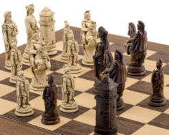 The Berkeley Chess Roman Russet And Walnut Chess Set -Chess Shop RCPB378 4