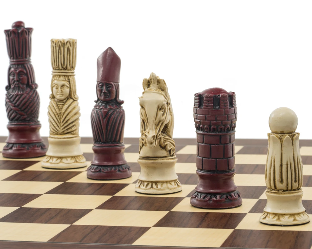 The Berkeley Chess Victorian Cardinal Palisander Chess Set 6 The Berkeley Chess Victorian Cardinal Palisander Chess Set - Image 6