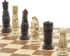 The Berkeley Chess Victorian Russet And Walnut Chess Set 10 The Berkeley Chess Victorian Russet And Walnut Chess Set -Chess Shop RCPB382b 04