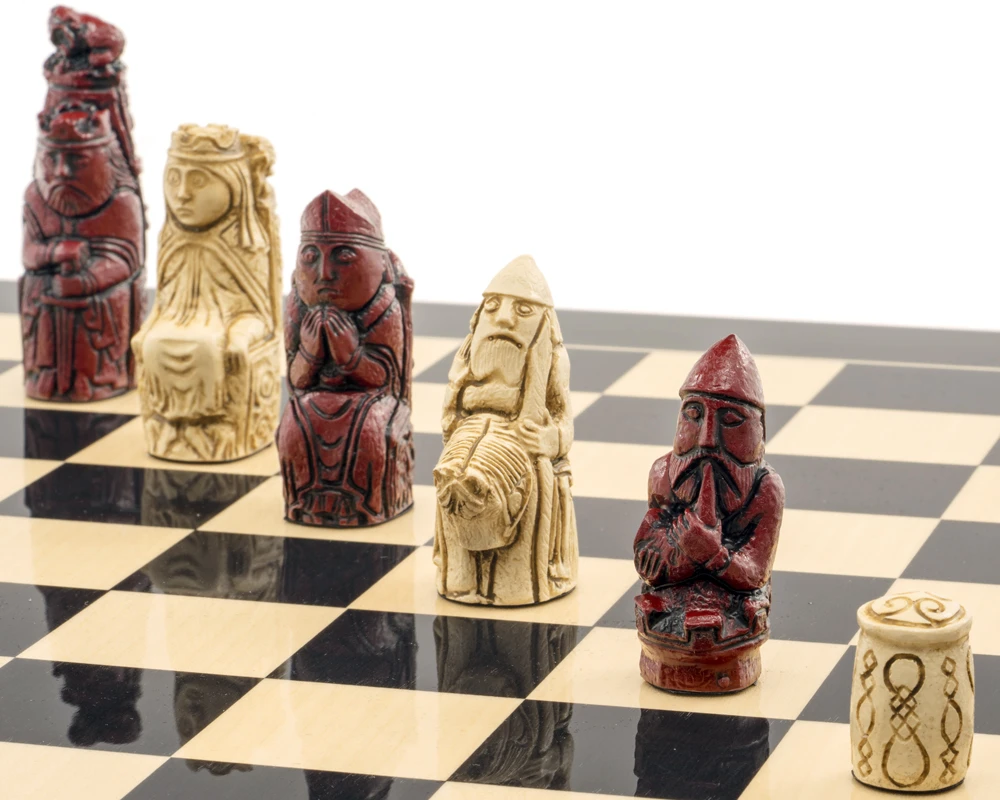 The Berkeley Chess Medieval Black Cardinal Chess Set 6 The Berkeley Chess Medieval Black Cardinal Chess Set - Image 6
