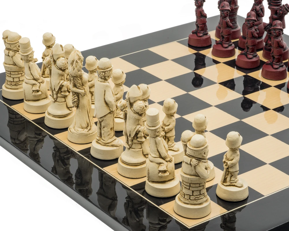 The Berkeley Chess Movie Stars Black Cardinal Grand Chess Set 4 The Berkeley Chess Movie Stars Black Cardinal Grand Chess Set - Image 4