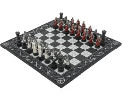 The Knights Templar Crusade Hand Painted Themed Chess Set By Italfama