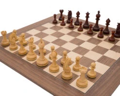 La Valletta Walnut And Redwood Luxury Chess Set 9 La Valletta Walnut And Redwood Luxury Chess Set -Chess Shop RCPB450 02