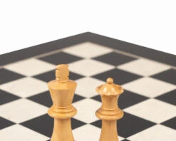 The Down Head Knight And Black Deluxe Chess Set With Case -Chess Shop RCPB466 06