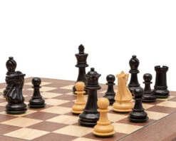 The Old English Black And Walnut Chess Set -Chess Shop RCPB497 03