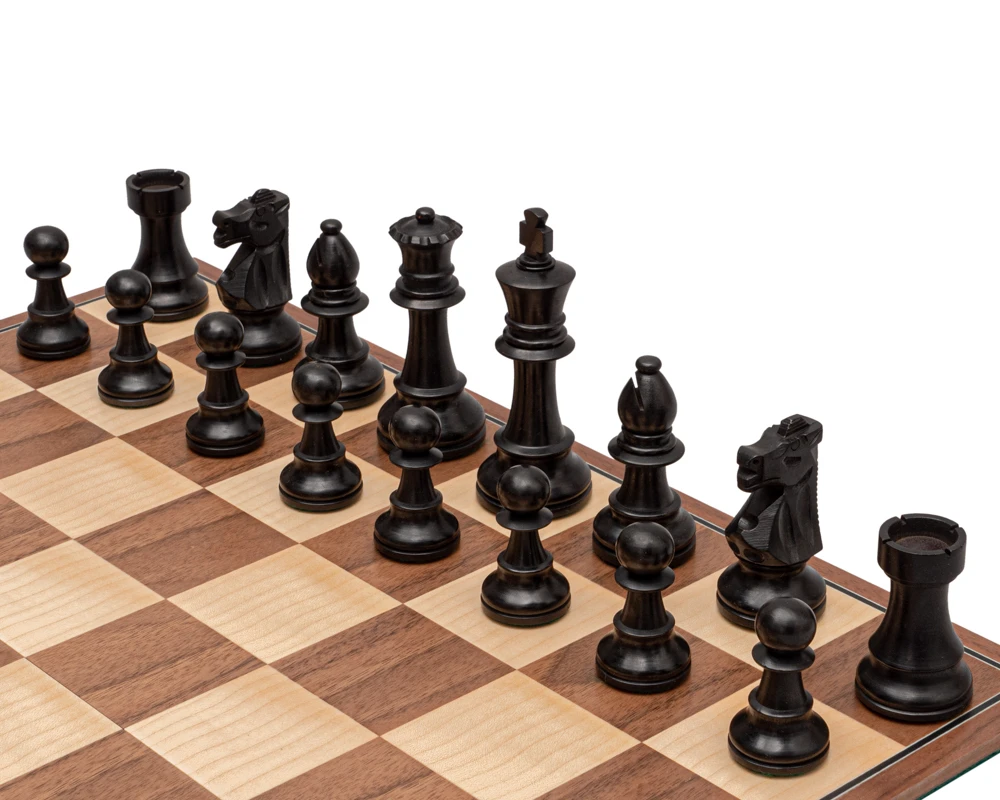 The Conquest Walnut And Black Folding Chess Set 2 The Conquest Walnut And Black Folding Chess Set - Image 2