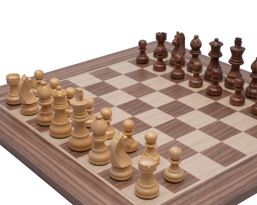 The Down Head Acacia And Walnut Chess Set 2 The Down Head Acacia And Walnut Chess Set - Image 2